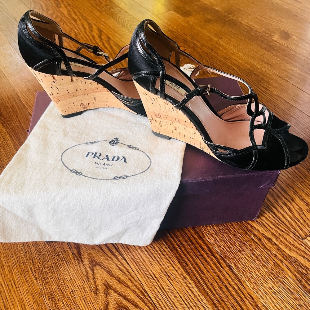 Prada Wedge Shoe Sz 40